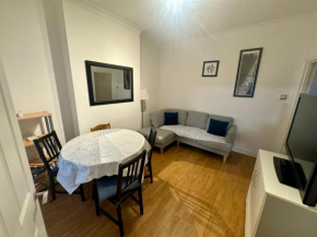 4 Bedroom House in Turnpike Lane/Wood Green